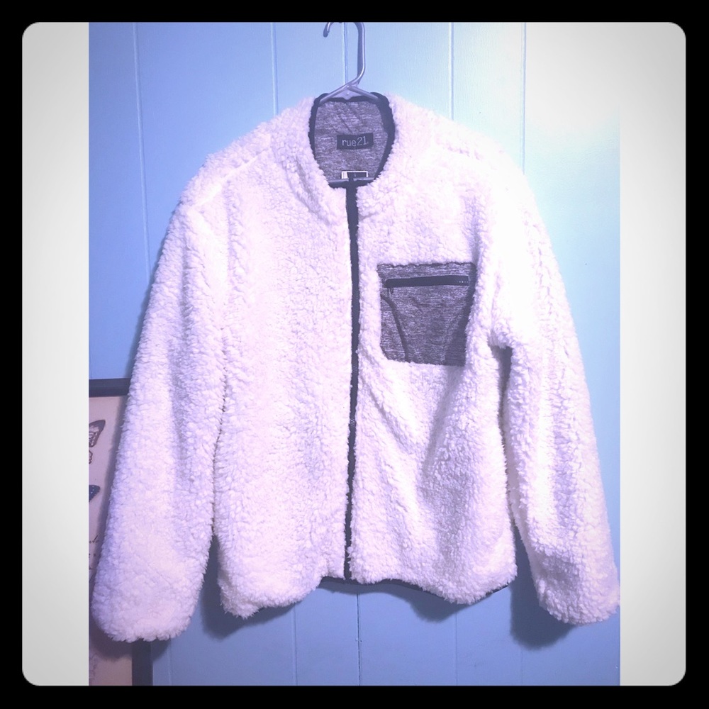 3/$20 🆕NWT rue21 zip up reversible sherpa size (M)